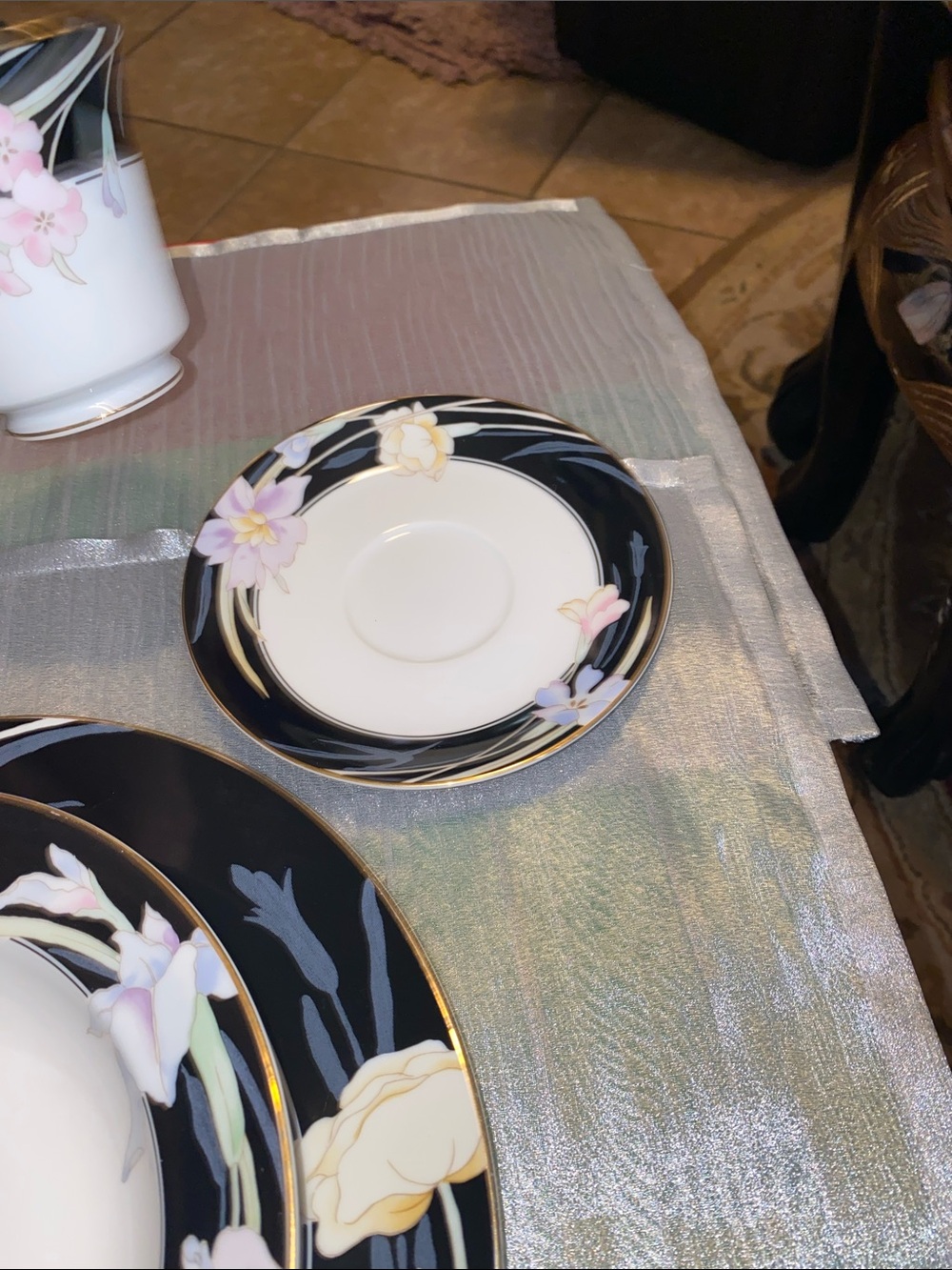 Vintage Discontinued Mikasa Charisma Black Floral Dinnerware Set 5-Piece Setting - Picture 5 of 7